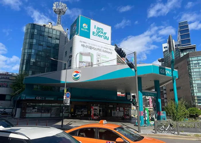 #open #zigu #line 3 & Shinbundang Area Near Garosugil Apgujeong Cheongdam Gangnam Itaewon #airport Bus Nearby Villa