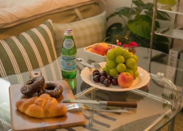 Villa #open #zigu #line 3 & Shinbundang Area Near Garosugil Apgujeong Cheongdam Gangnam Itaewon #airport Bus Nearby *